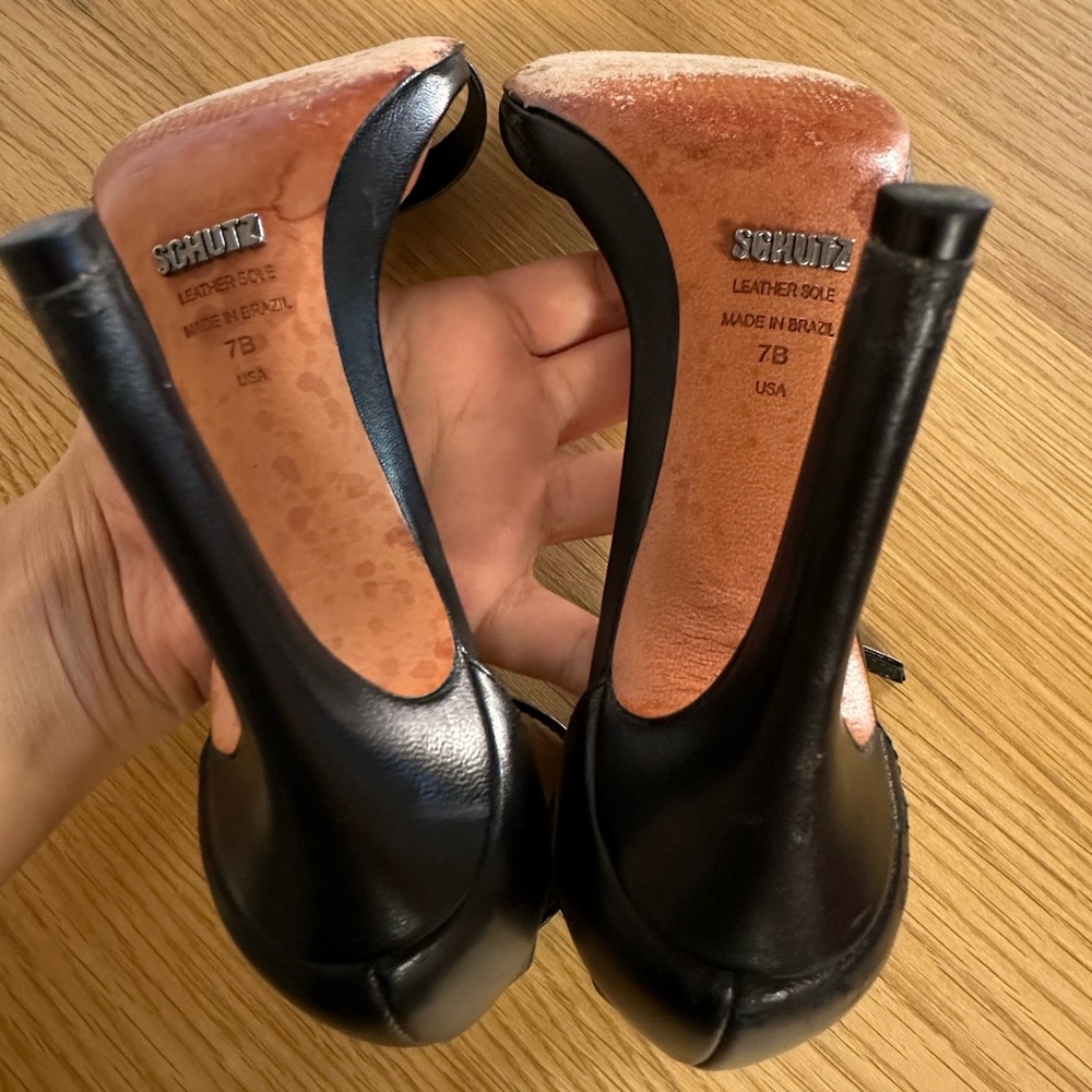 SCHUTZ Cadey Lee Strappy Sandal Black Leather Size 7 - Picture 9 of 12